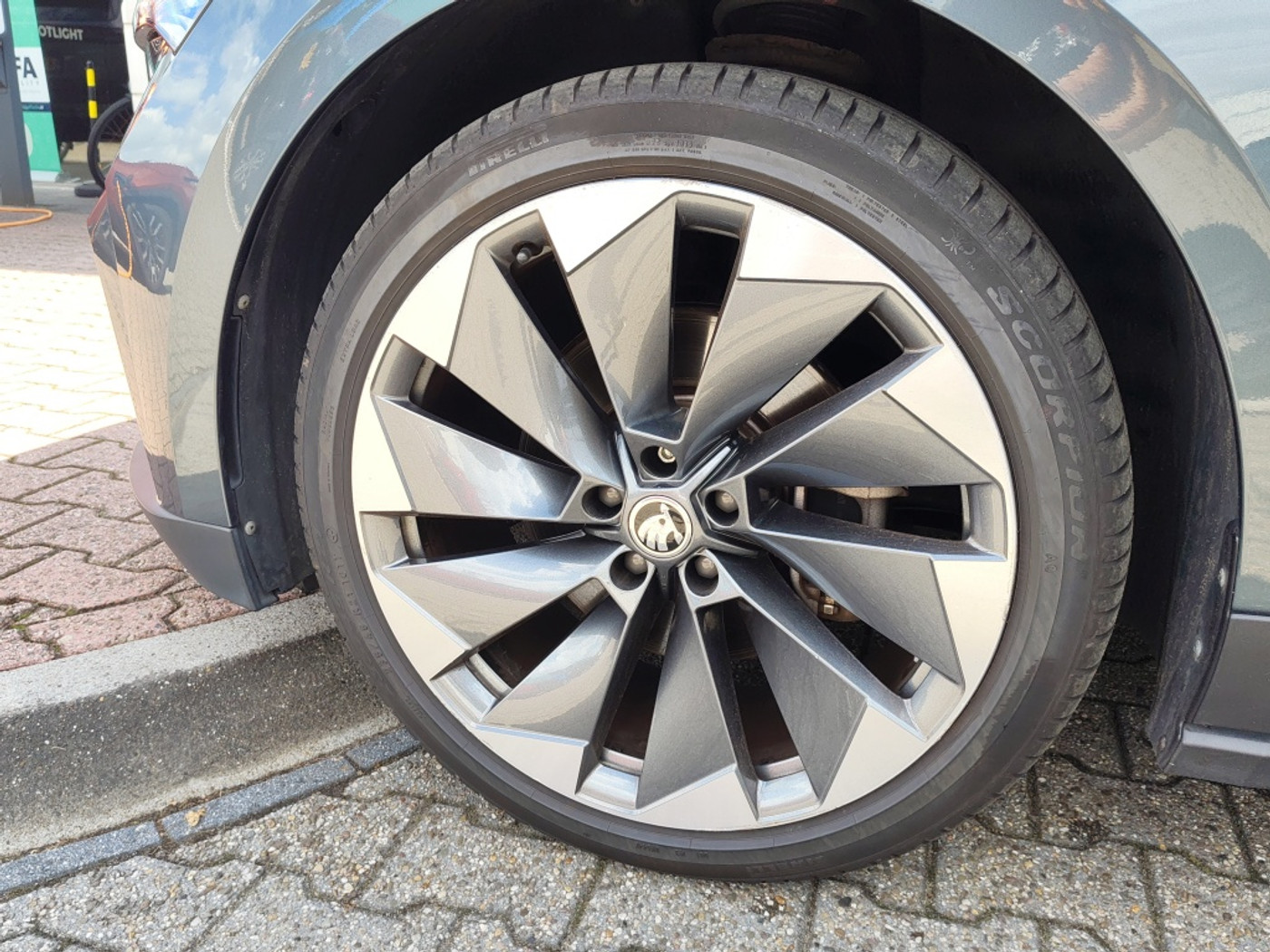Foto van Skoda Enyaq 60