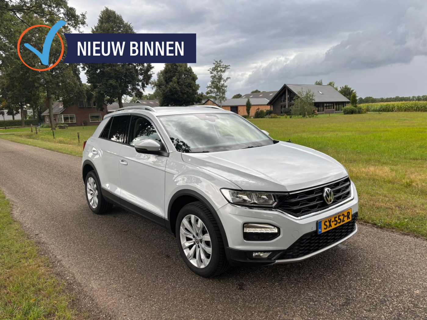 Volkswagen T-roc 1.5 TSI Style | ACC | Navigatie | Apple CarPlay | Climatronic | 2018 - voorkant