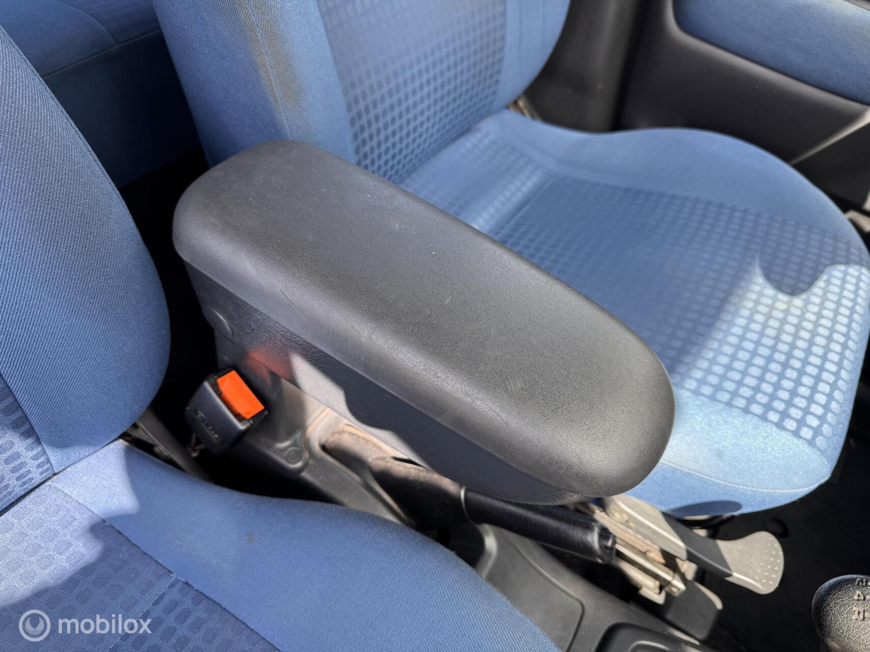 Foto van Opel Agila