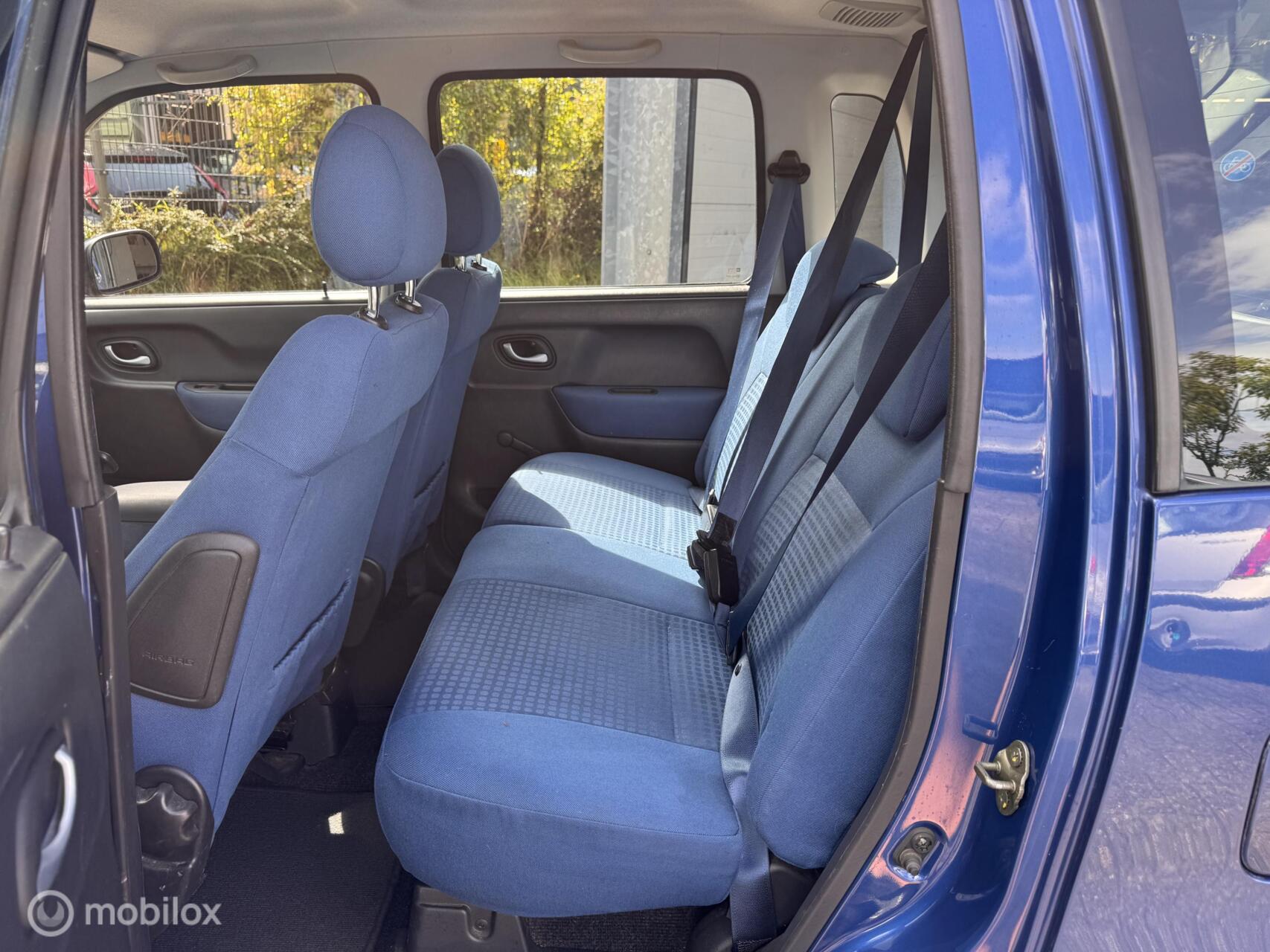 Foto van Opel Agila