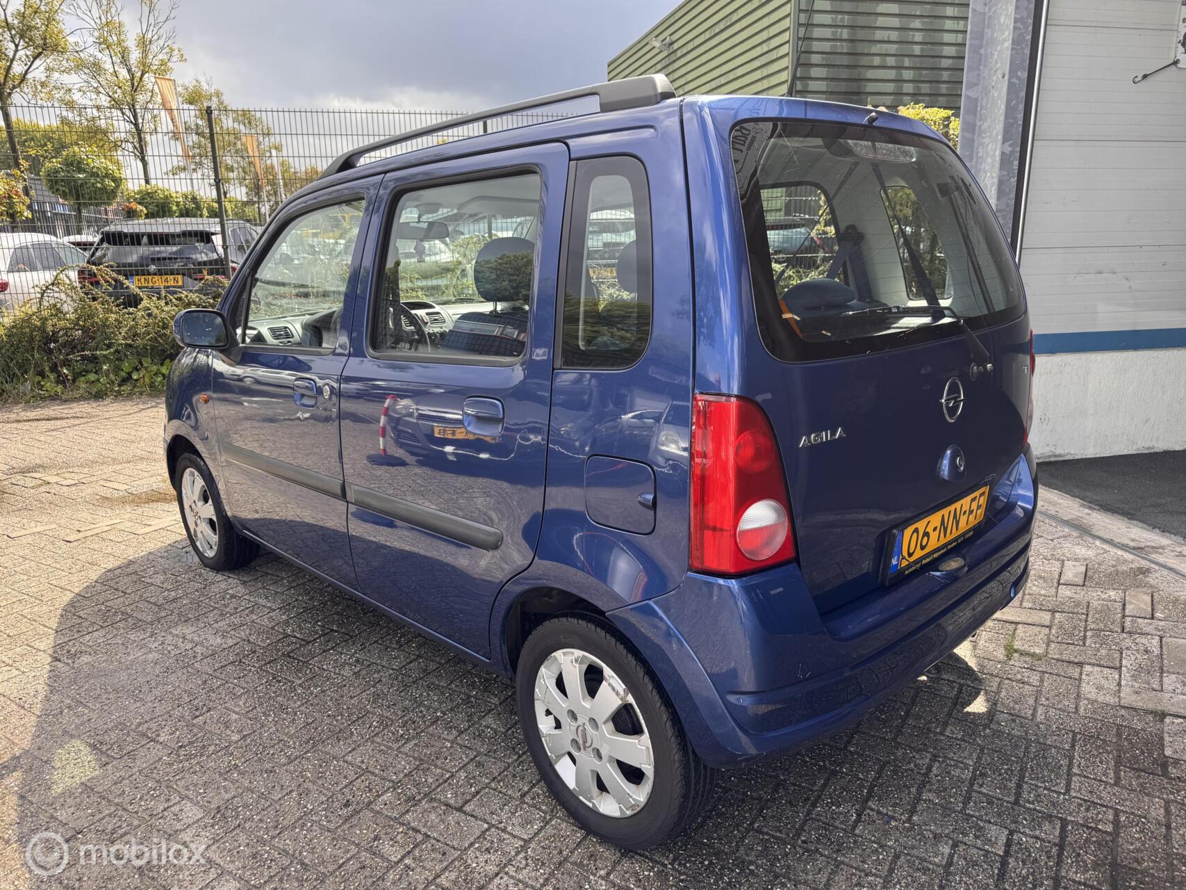 Foto van Opel Agila