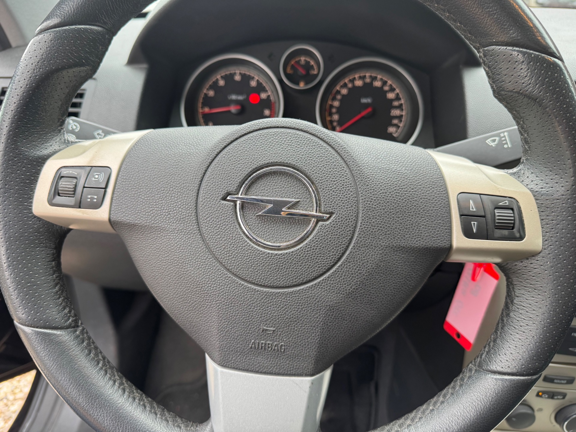 Foto van Opel Astra GTC