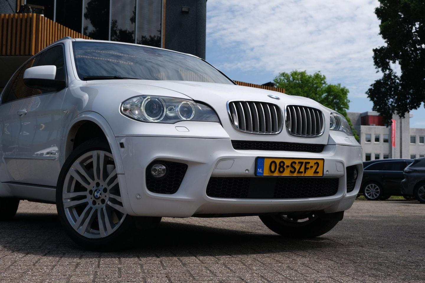 Foto van BMW X5 Xdrive50i