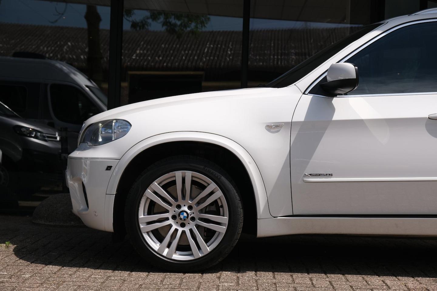 Foto van BMW X5 Xdrive50i