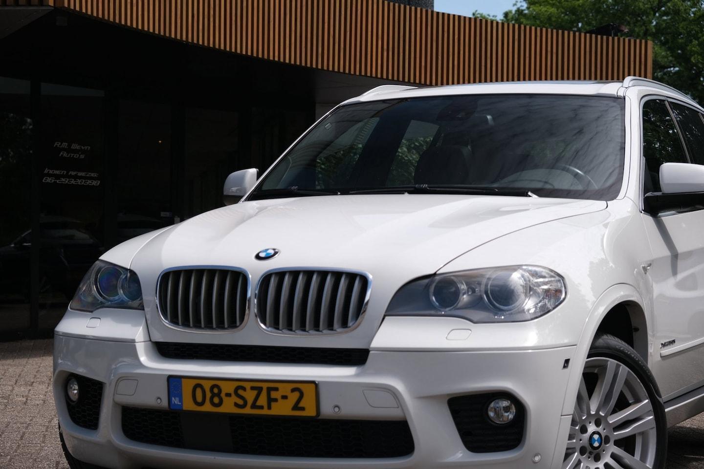 Foto van BMW X5 Xdrive50i
