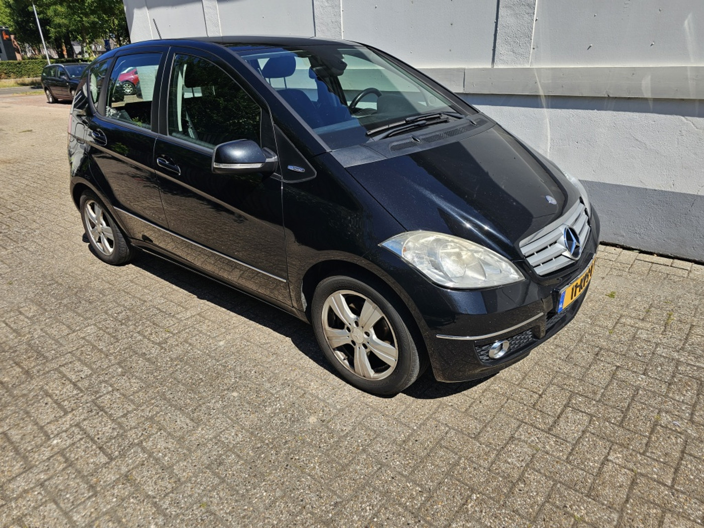 Mercedes-Benz A 180 180 Bl.EBnsCl Avan. 2010 - voorkant