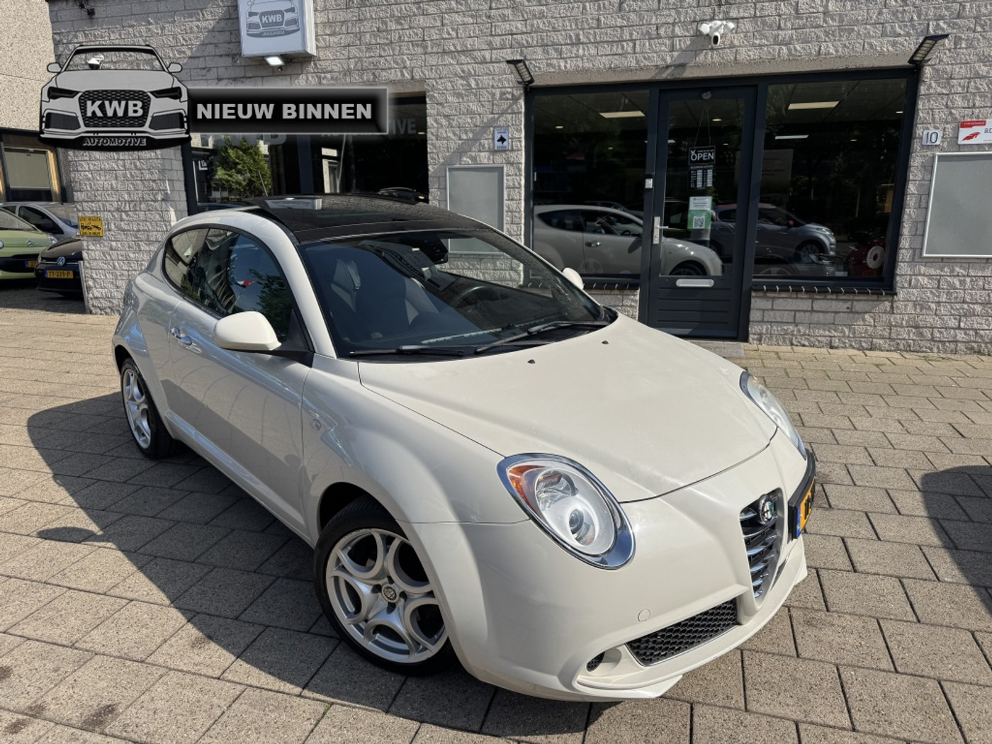 Alfa Romeo Alfa Mito 1.3 JTDm ECO Panoramadak NAP 2012 - voorkant
