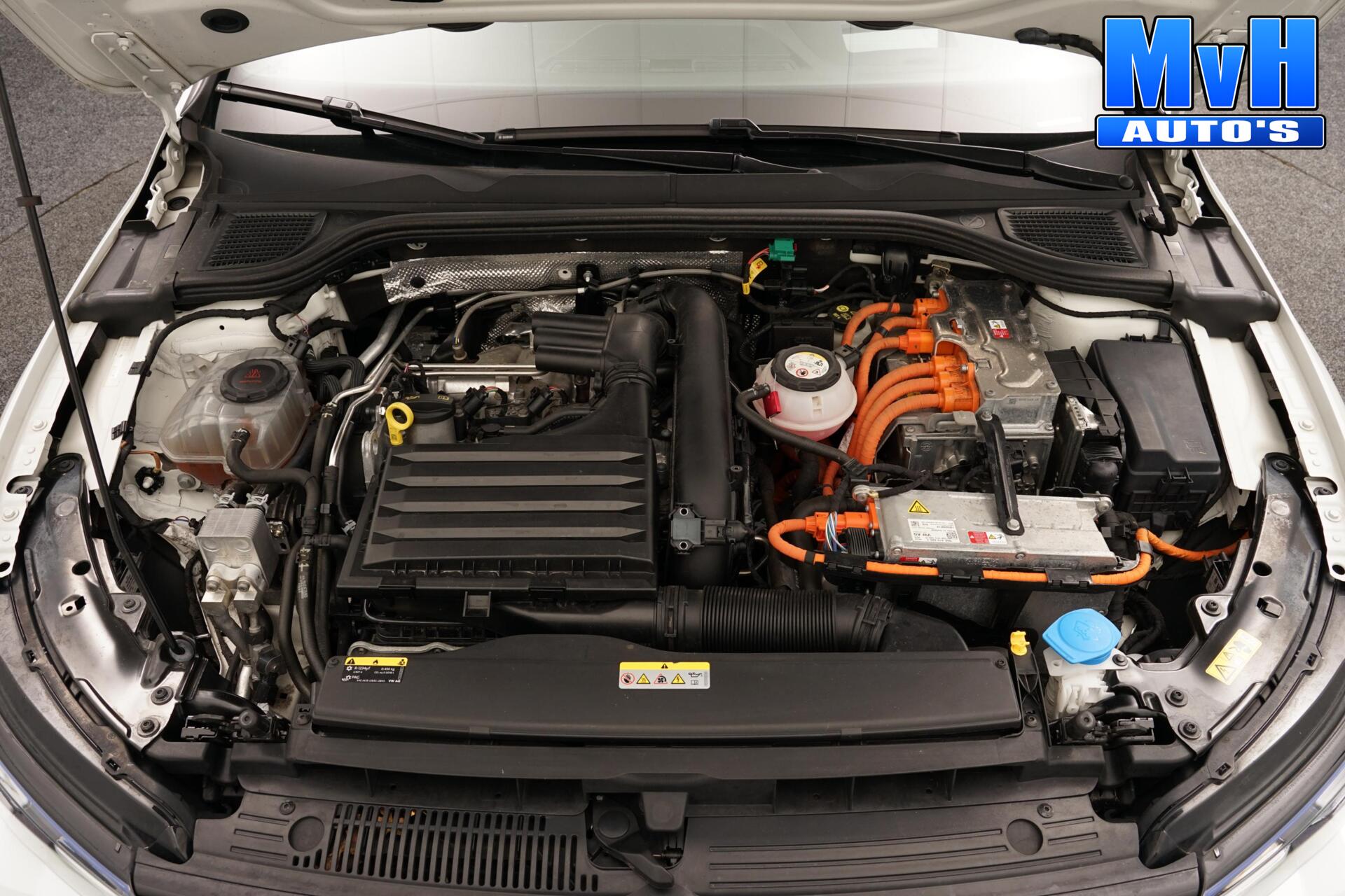 Foto van Volkswagen Golf GTE