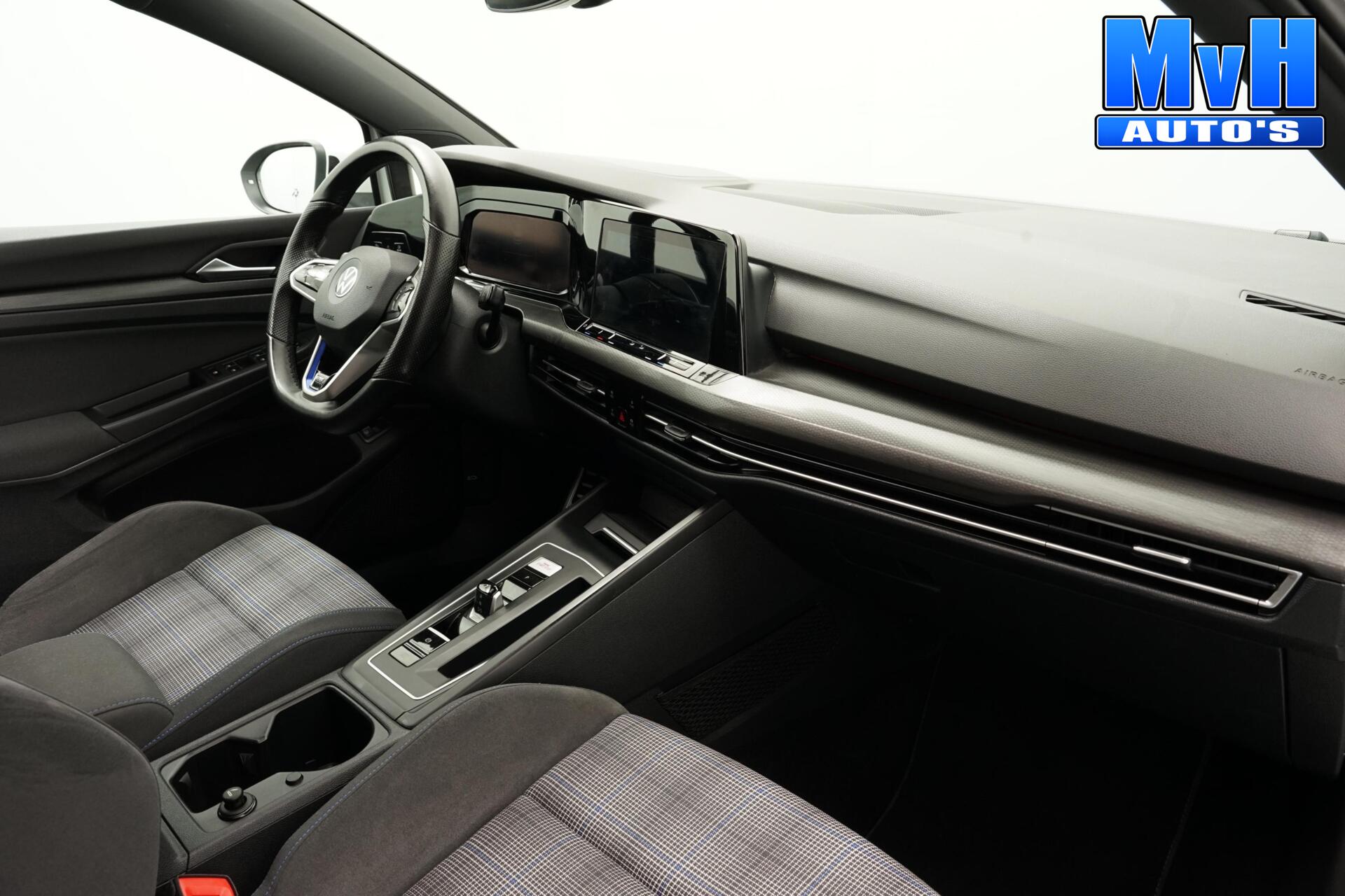 Foto van Volkswagen Golf GTE
