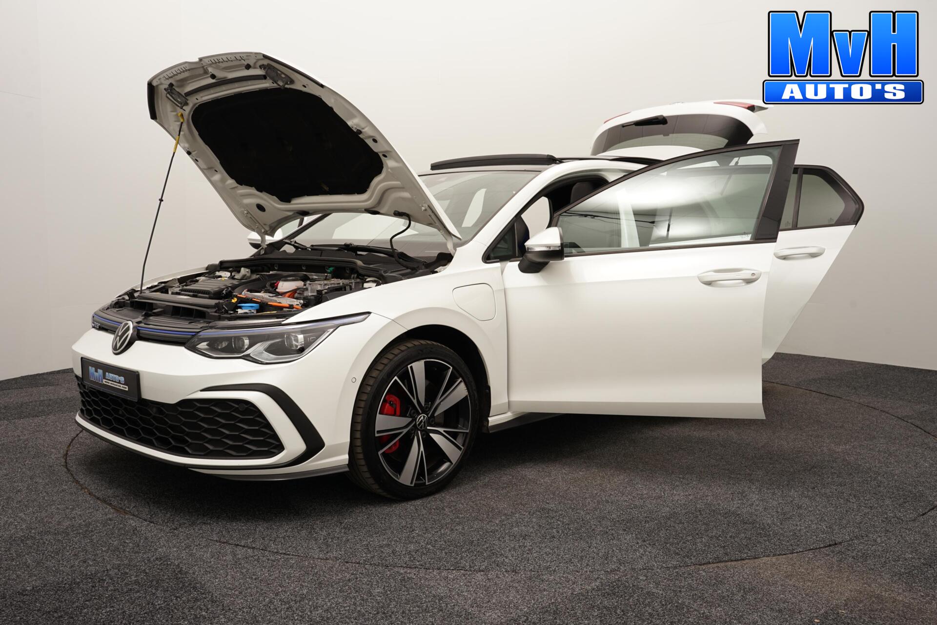 Foto van Volkswagen Golf GTE