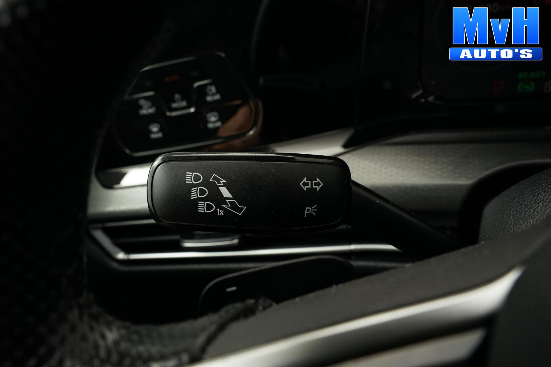 Foto van Volkswagen Golf GTE