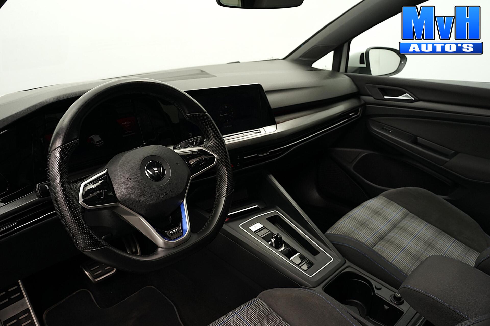 Foto van Volkswagen Golf GTE