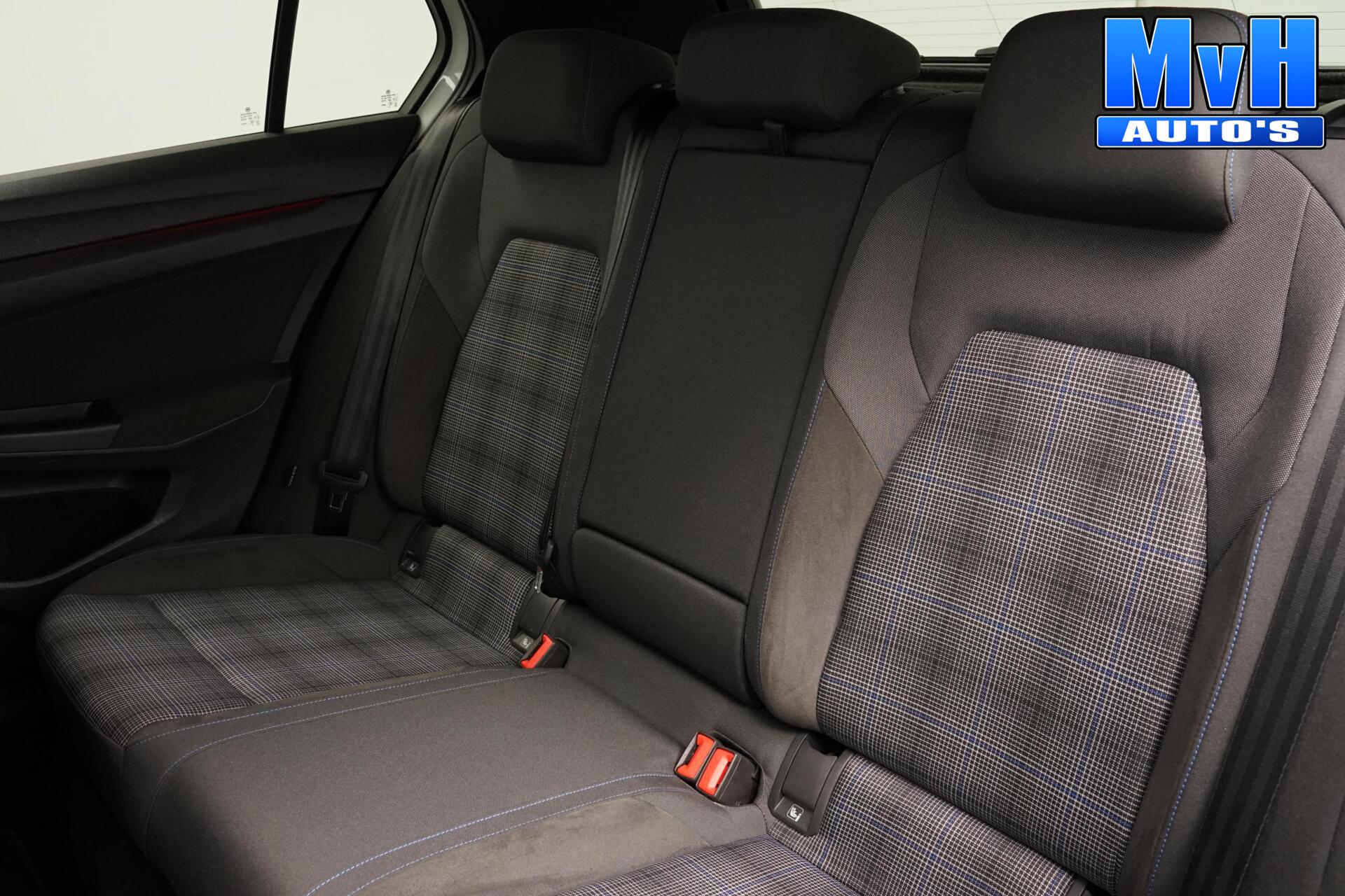 Foto van Volkswagen Golf GTE