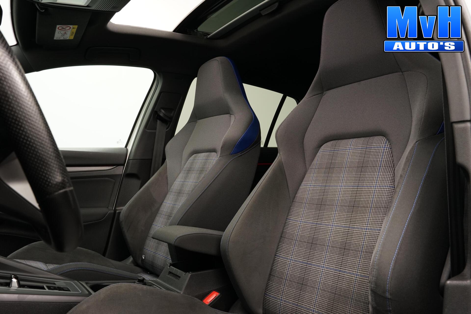 Foto van Volkswagen Golf GTE