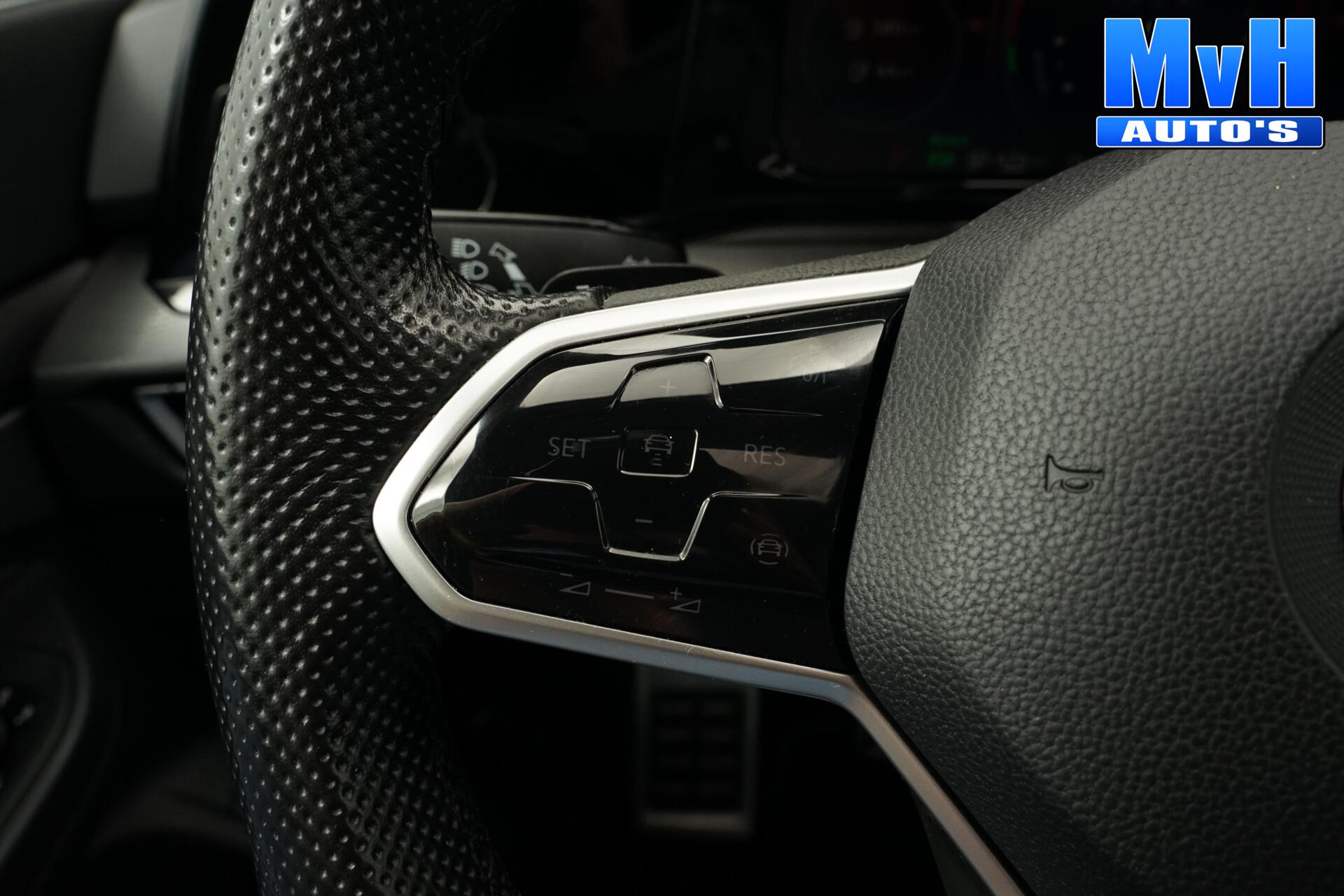 Foto van Volkswagen Golf GTE