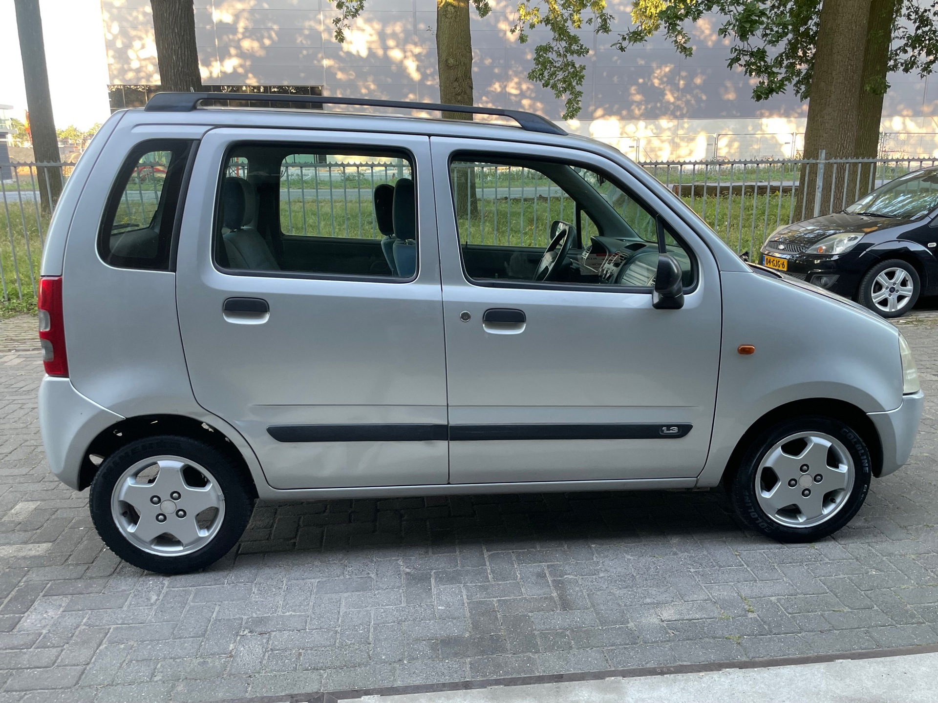 Foto van Suzuki Wagon R
