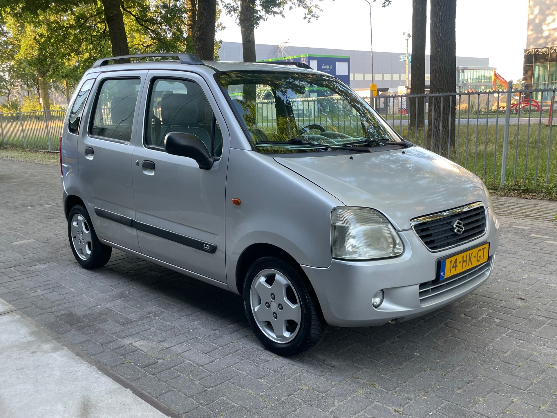 Foto van Suzuki Wagon R