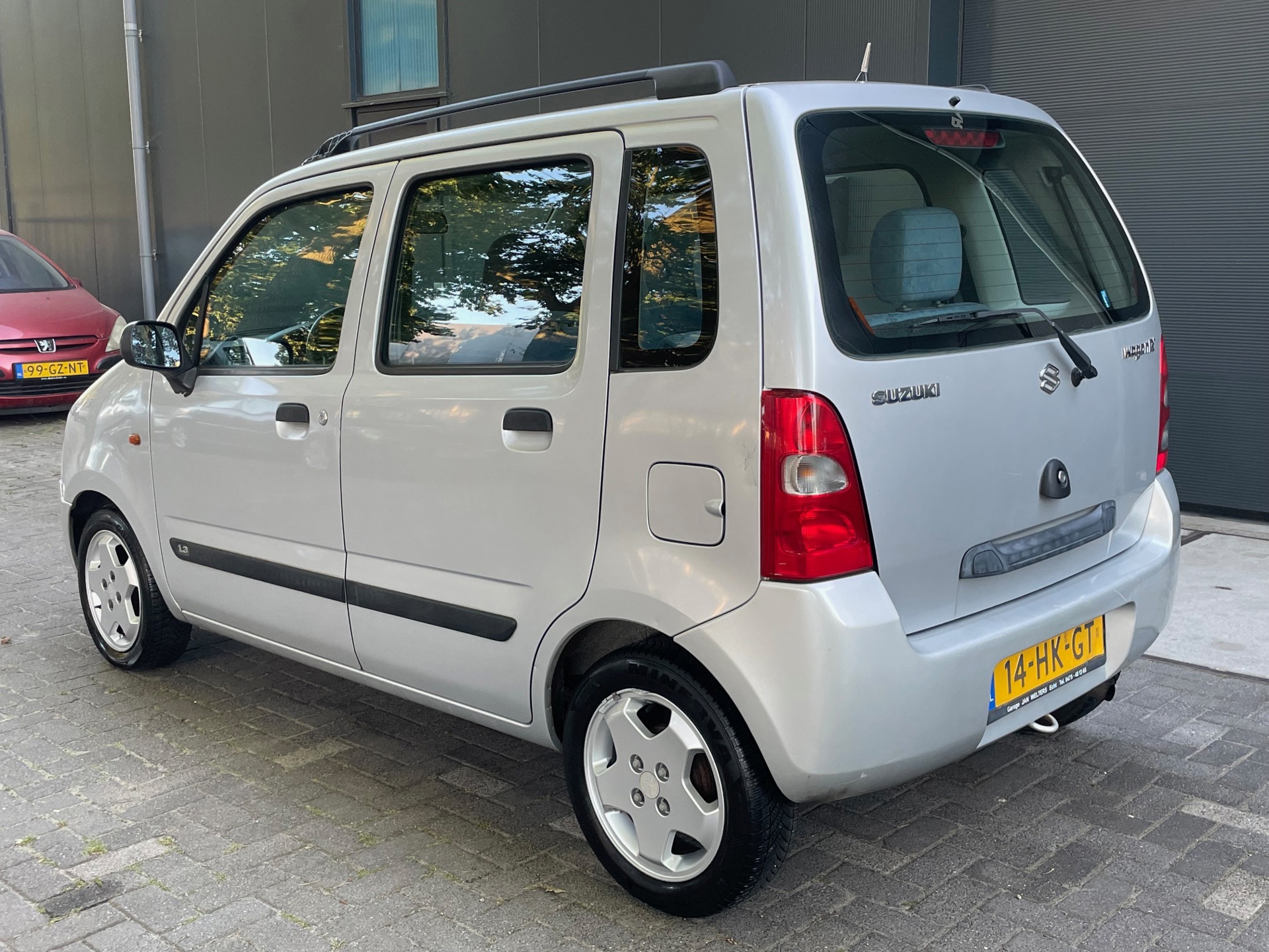 Foto van Suzuki Wagon R
