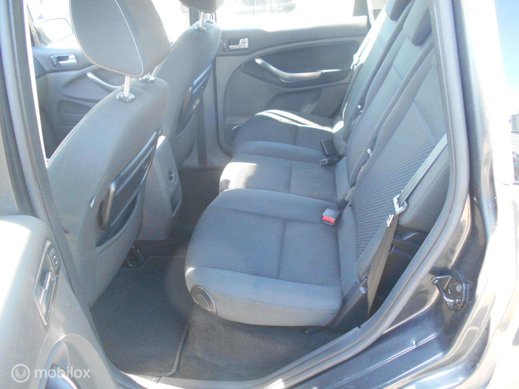 Foto van Ford C-max