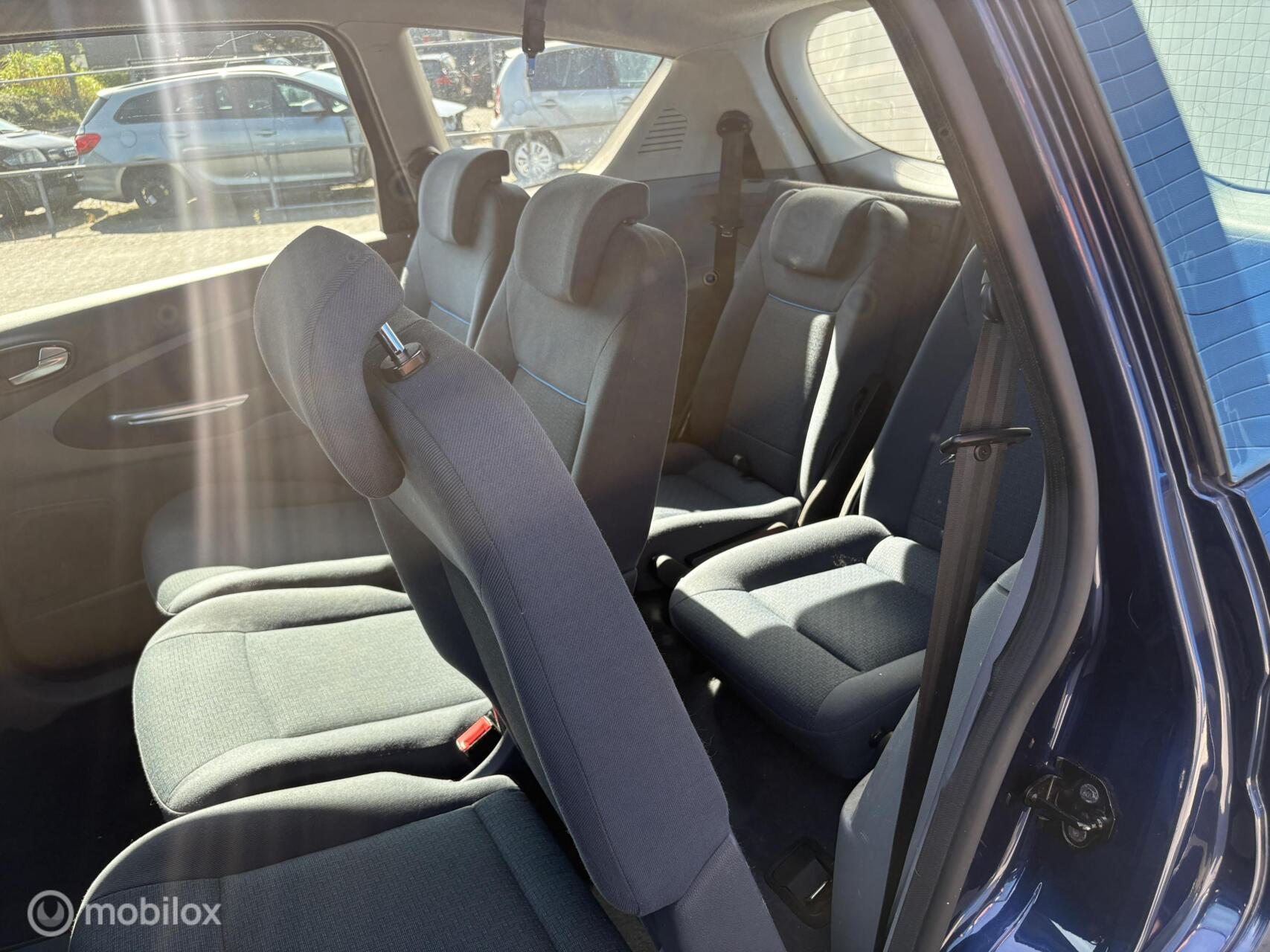 Foto van Ford S-max