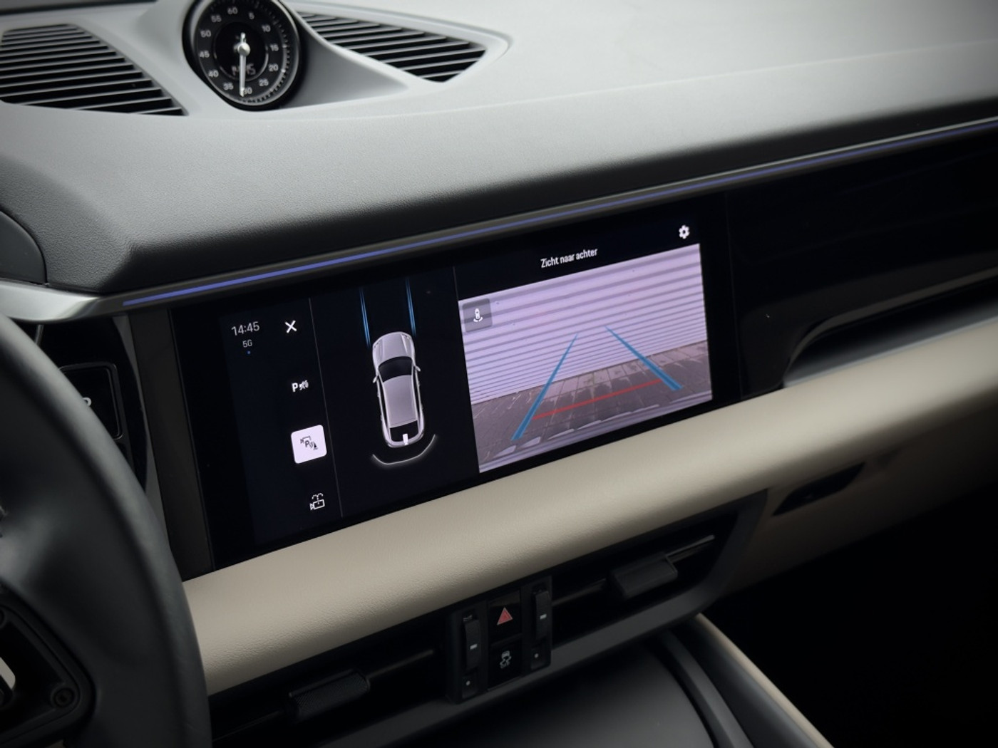 Foto van Porsche Macan 4
