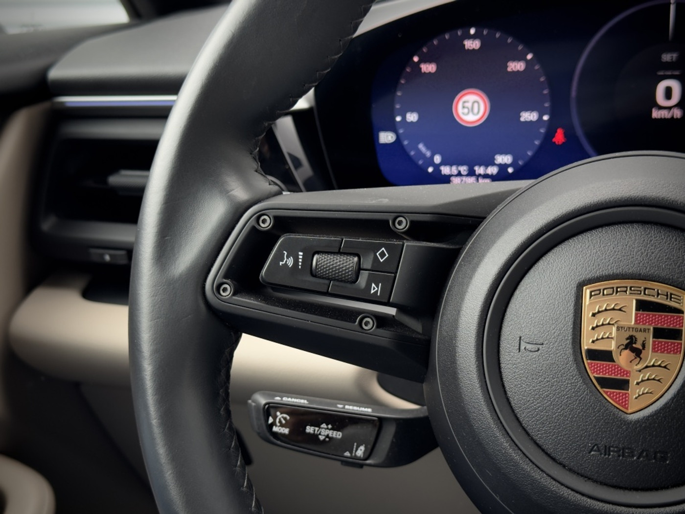 Foto van Porsche Macan 4