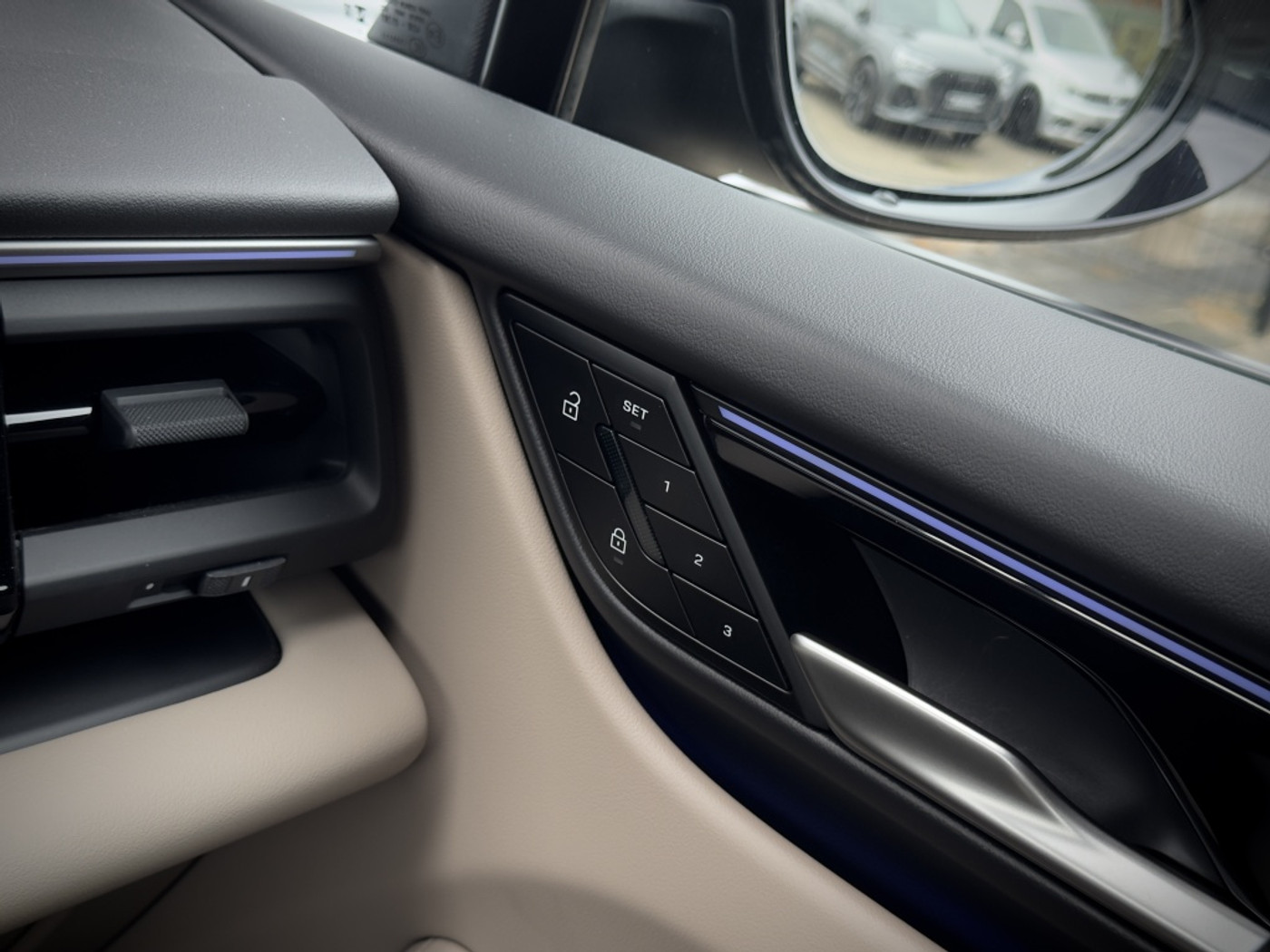 Foto van Porsche Macan 4