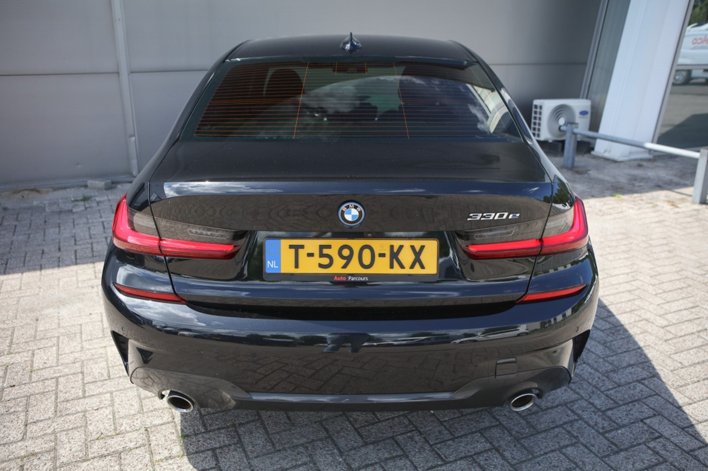 Foto van BMW 330e