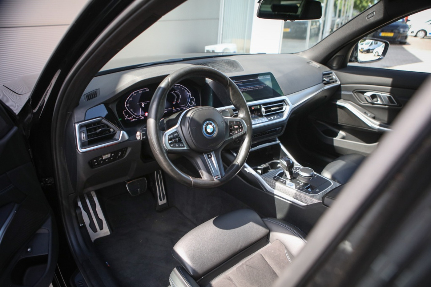 Foto van BMW 330e