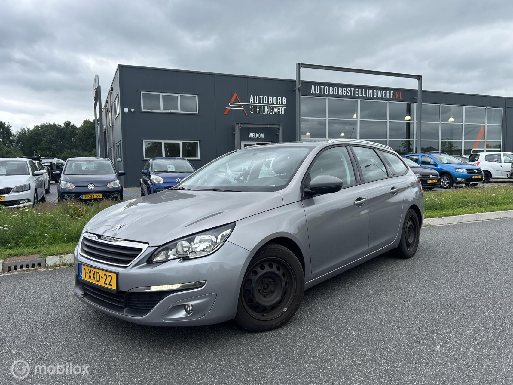 Peugeot 308 1.6 BlueHDI Blue Lease [ NAP trekhaak zeer netjes ] 2014 - voorkant