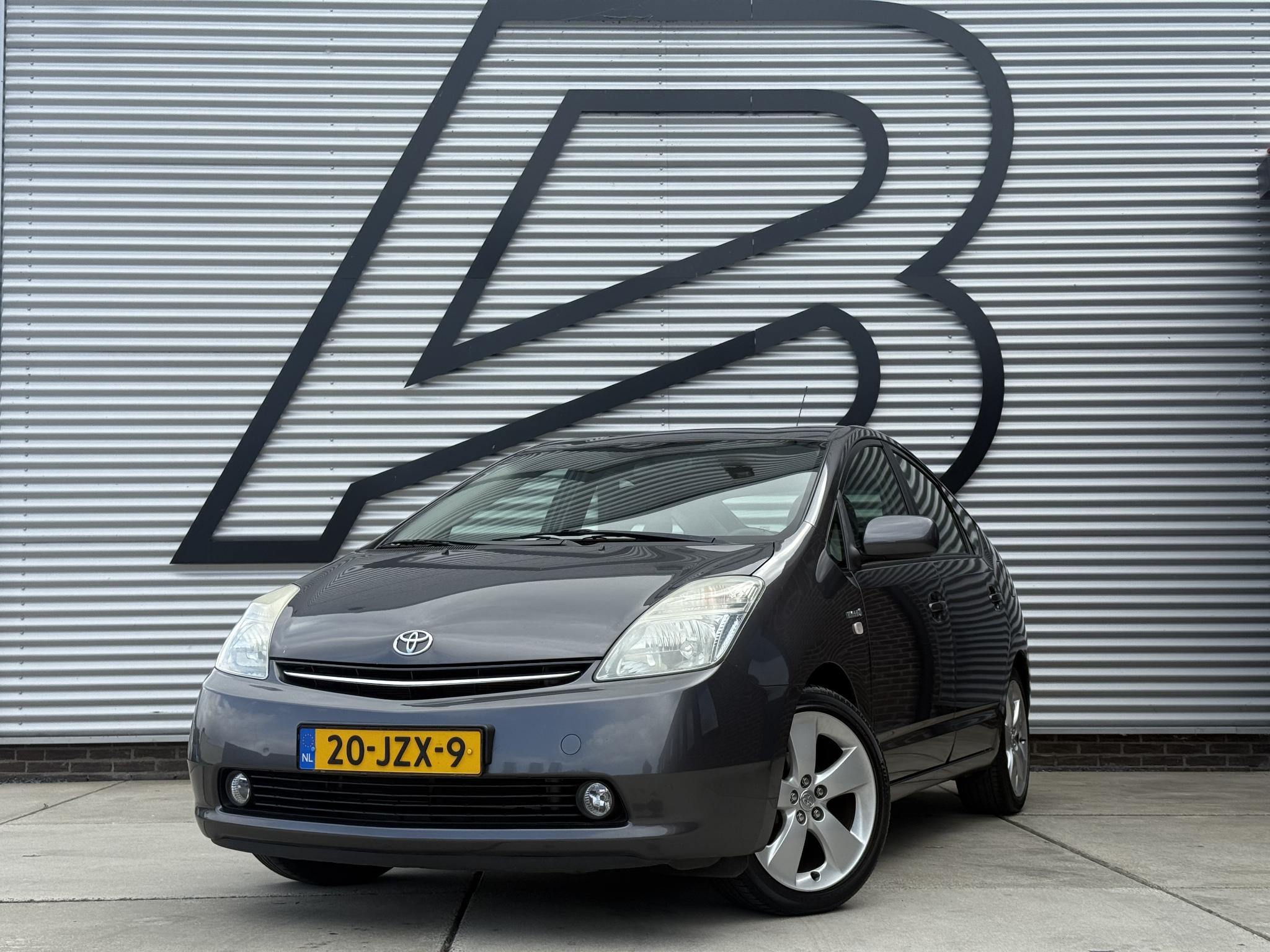 Toyota Toyota Prius 1.5 VVT-i Business Edition 2009 - voorkant
