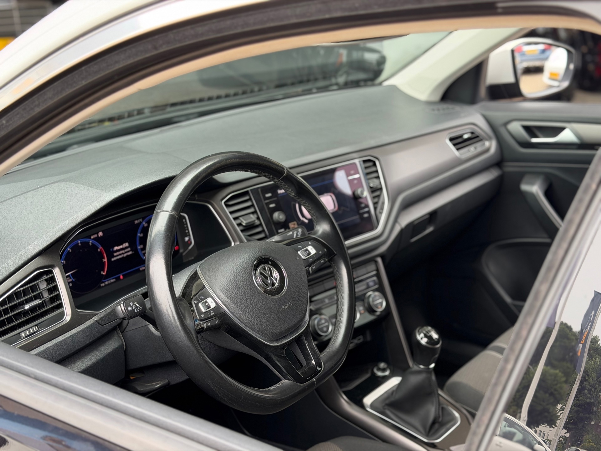 Foto van Volkswagen T-roc