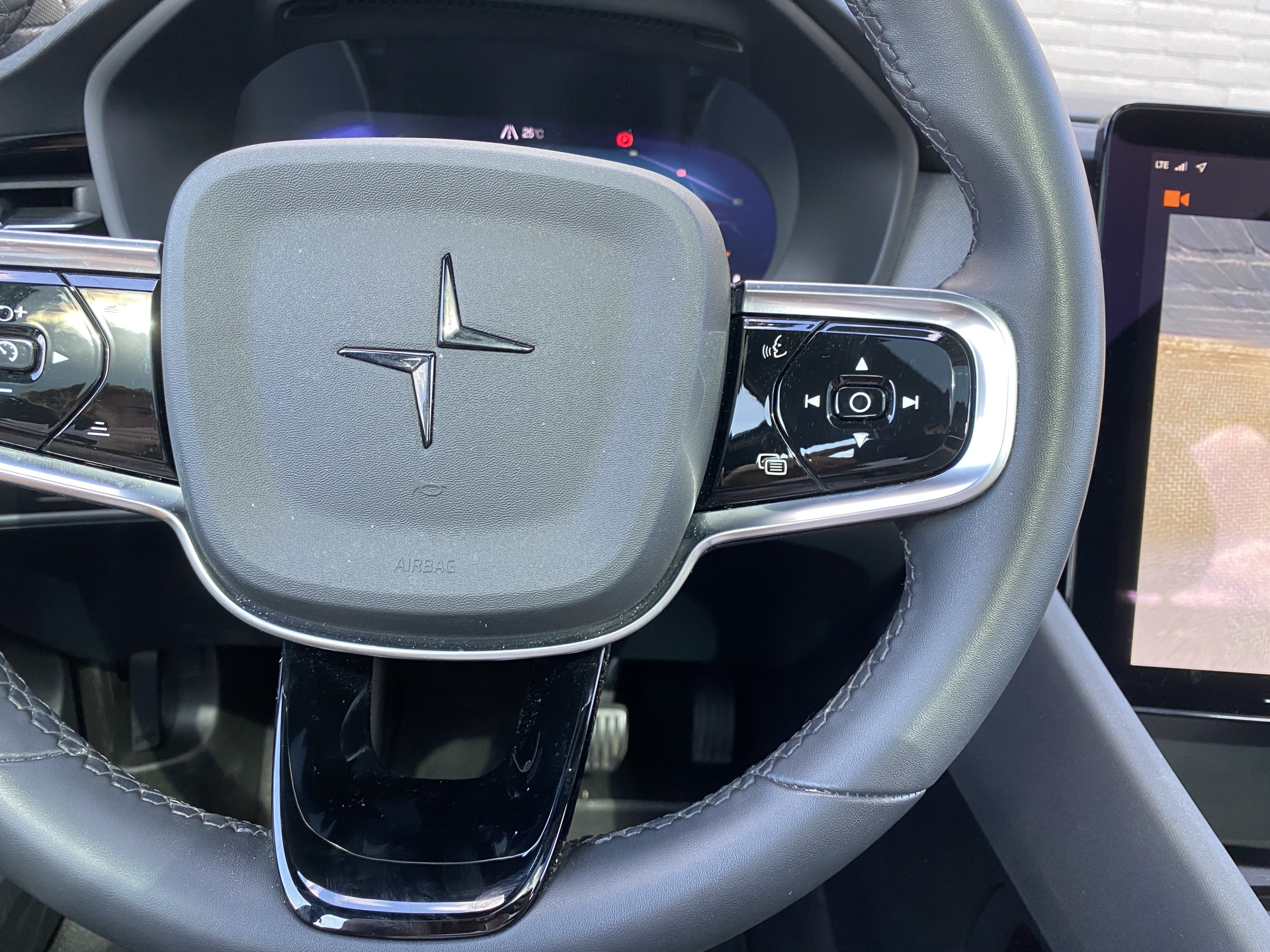 Foto van Polestar Polestar 2