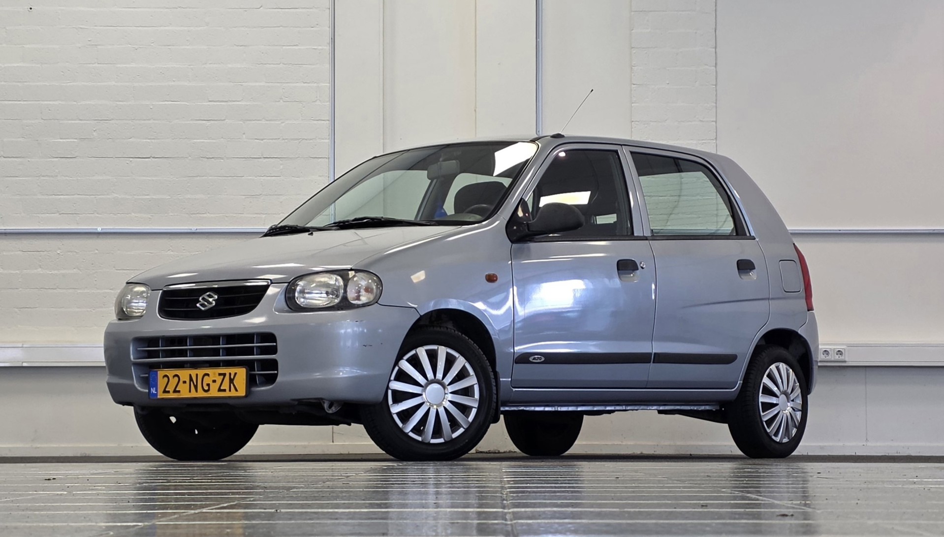 Suzuki Alto 1.1i GLS Stuurbekrachtiging Nieuwe APK Garantie 2003 - voorkant