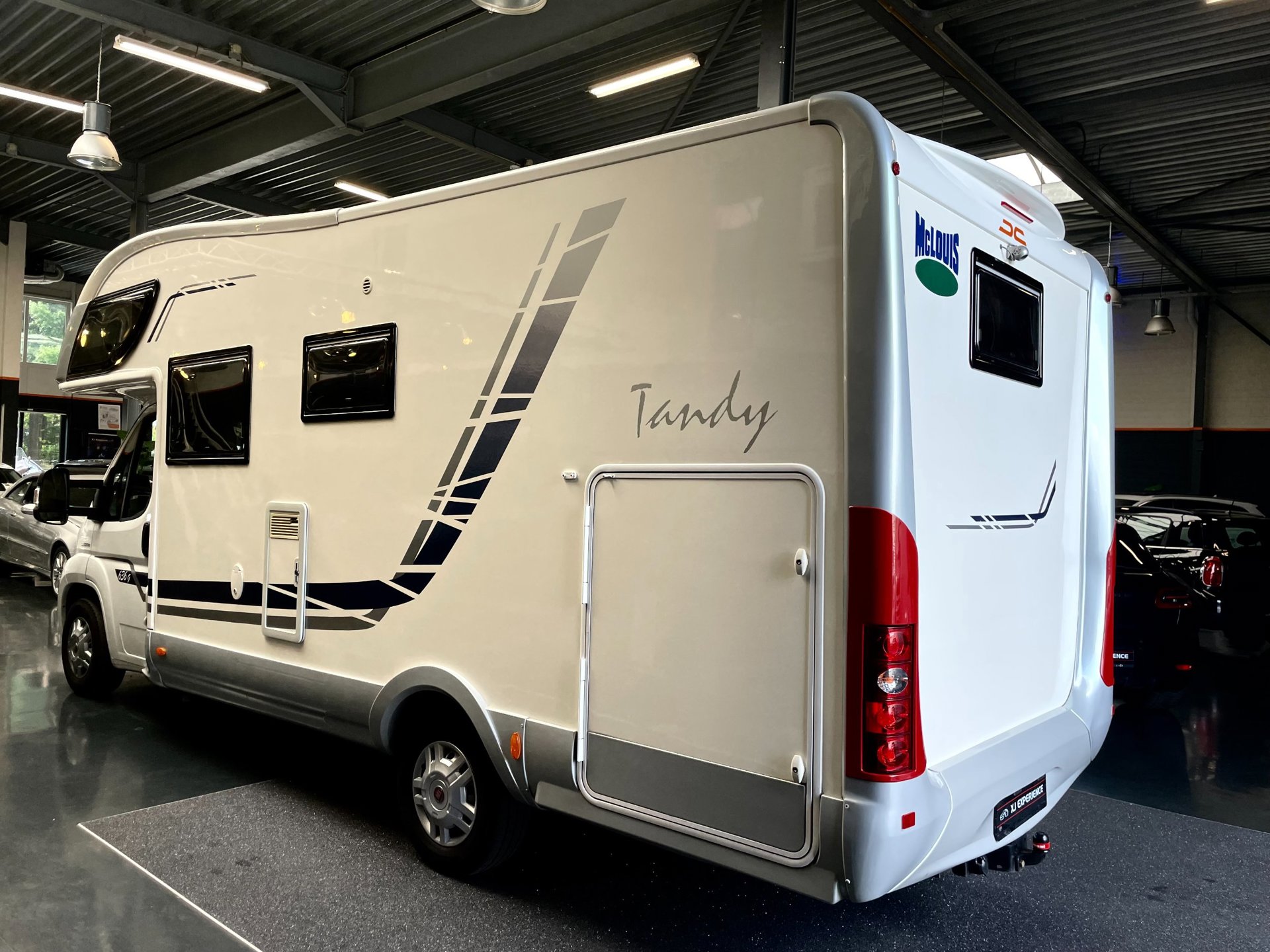 Foto van MC Louis M700