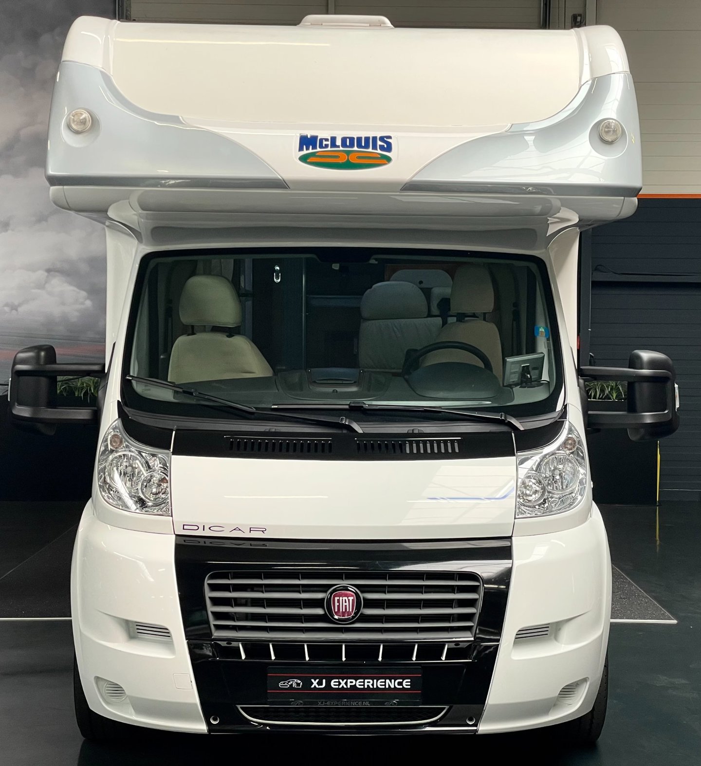 Foto van MC Louis M700