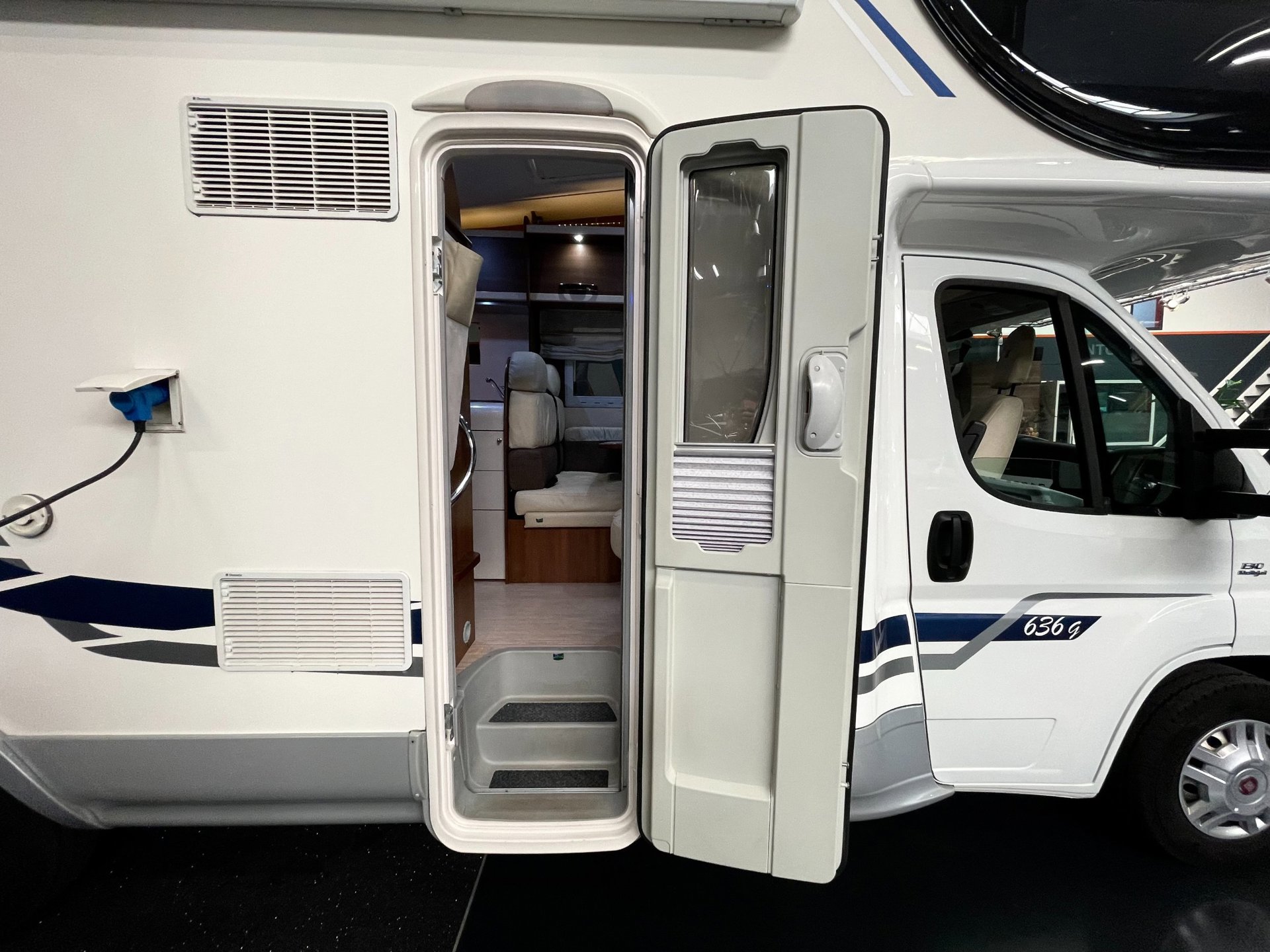 Foto van MC Louis M700