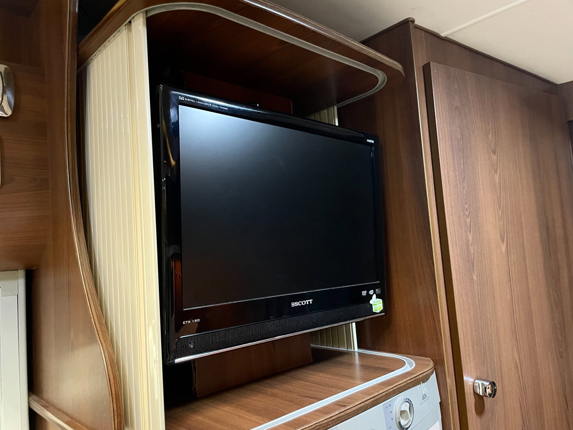 Foto van MC Louis M700