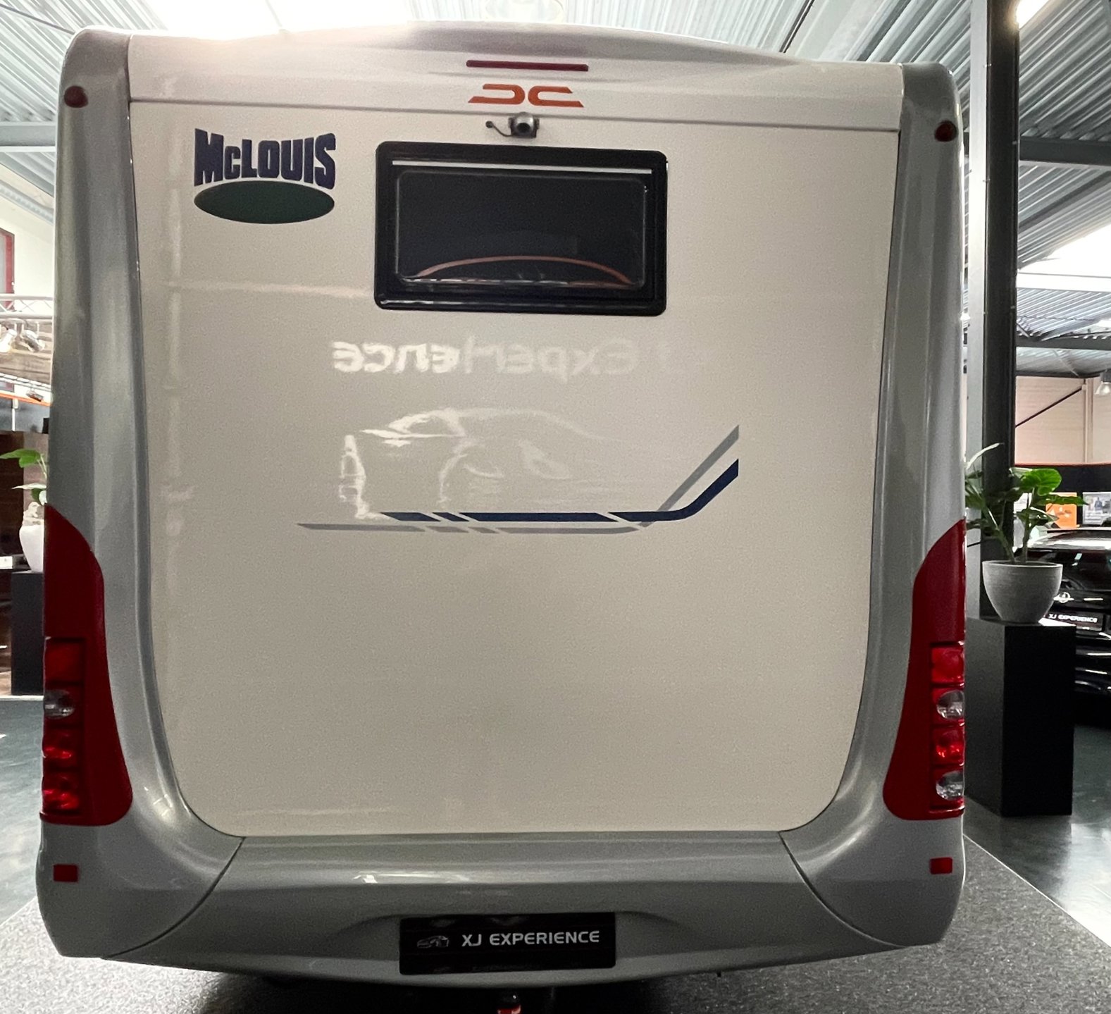 Foto van MC Louis M700
