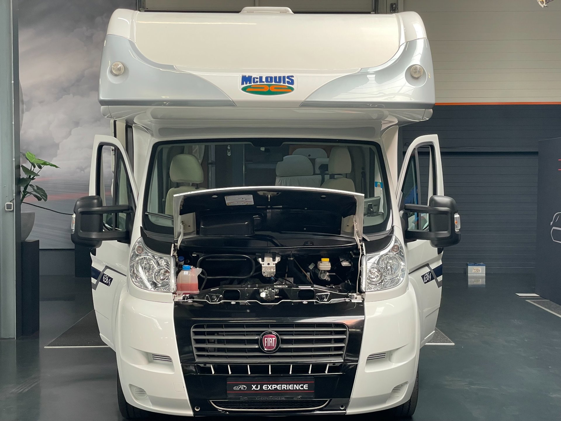 Foto van MC Louis M700
