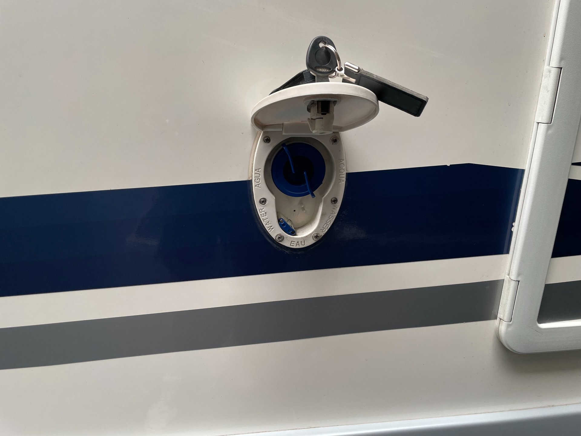 Foto van MC Louis M700