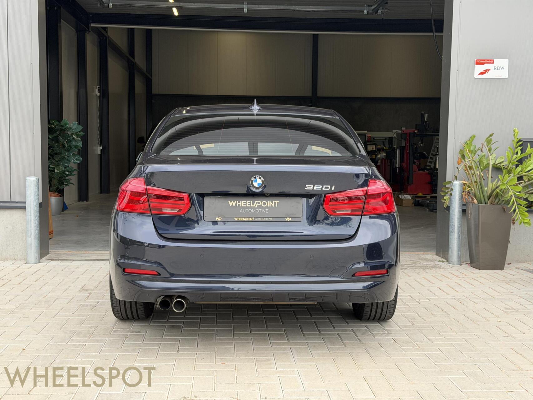 Foto van BMW 320i