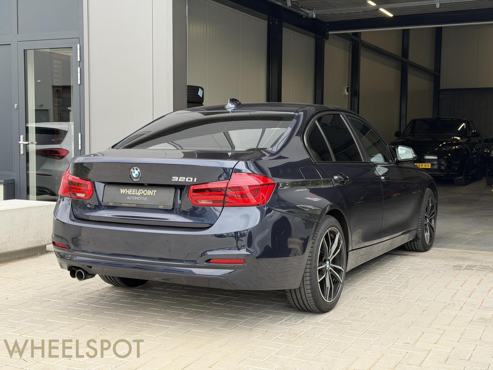 Foto van BMW 320i