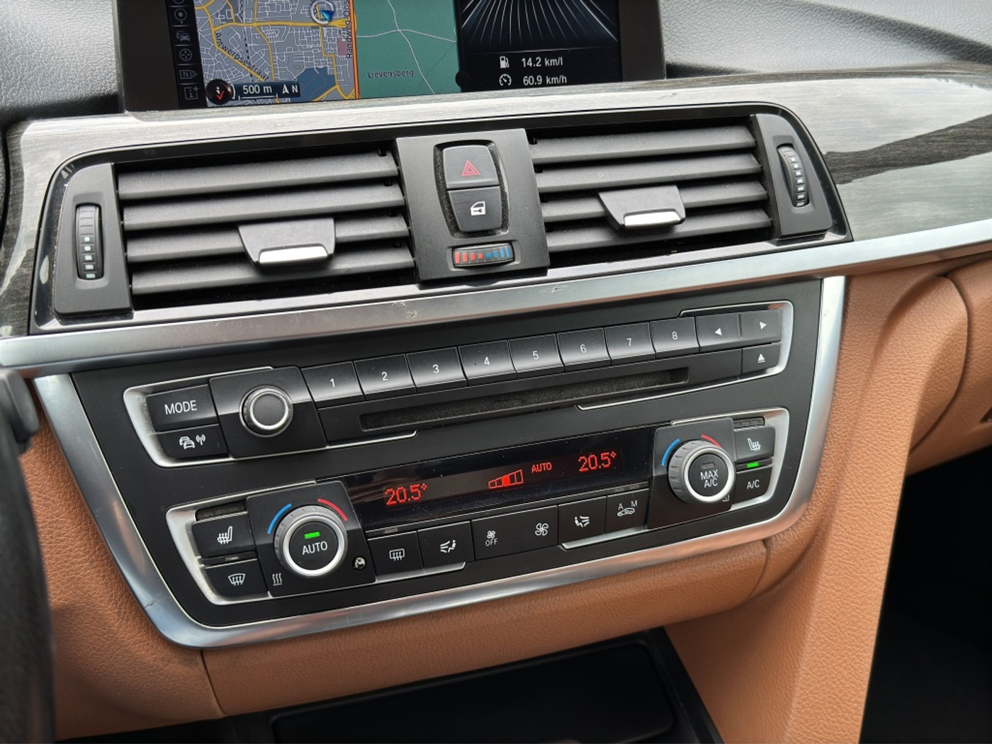 Foto van BMW 320i