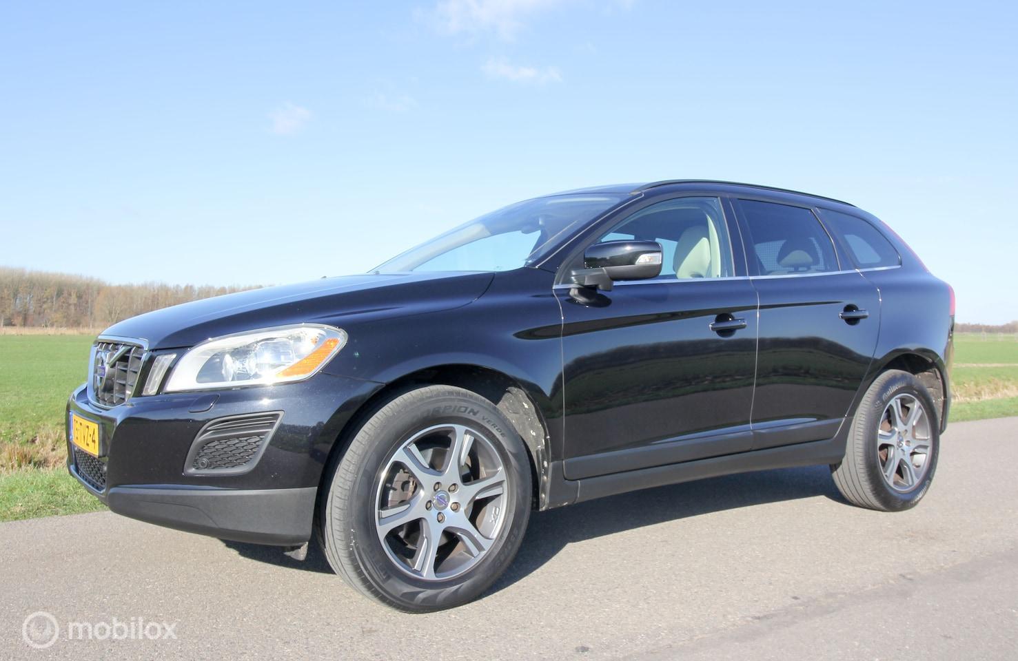 Volvo Xc60 2.0 T5 FWD Summum Nederlandse auto, volledige historie! Navi Afn.Trekhaak 241pk 2012 - voorkant