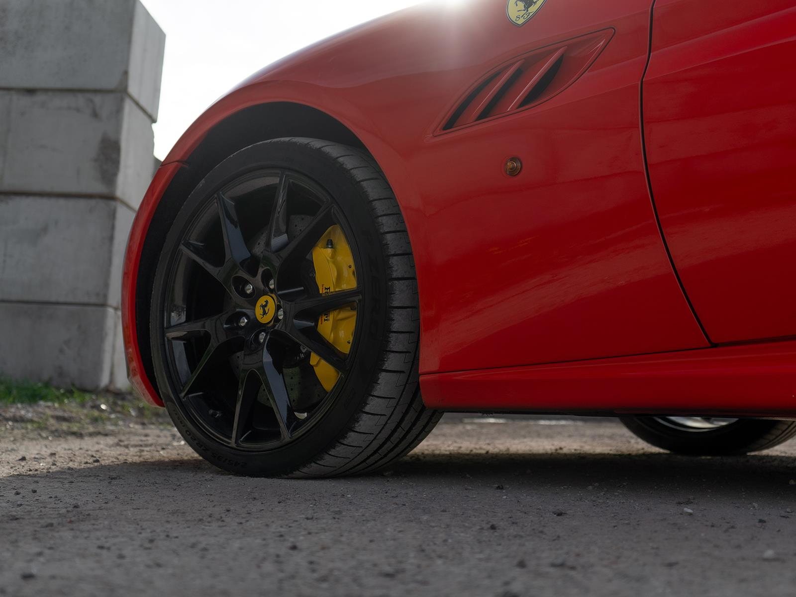 Foto van Ferrari California
