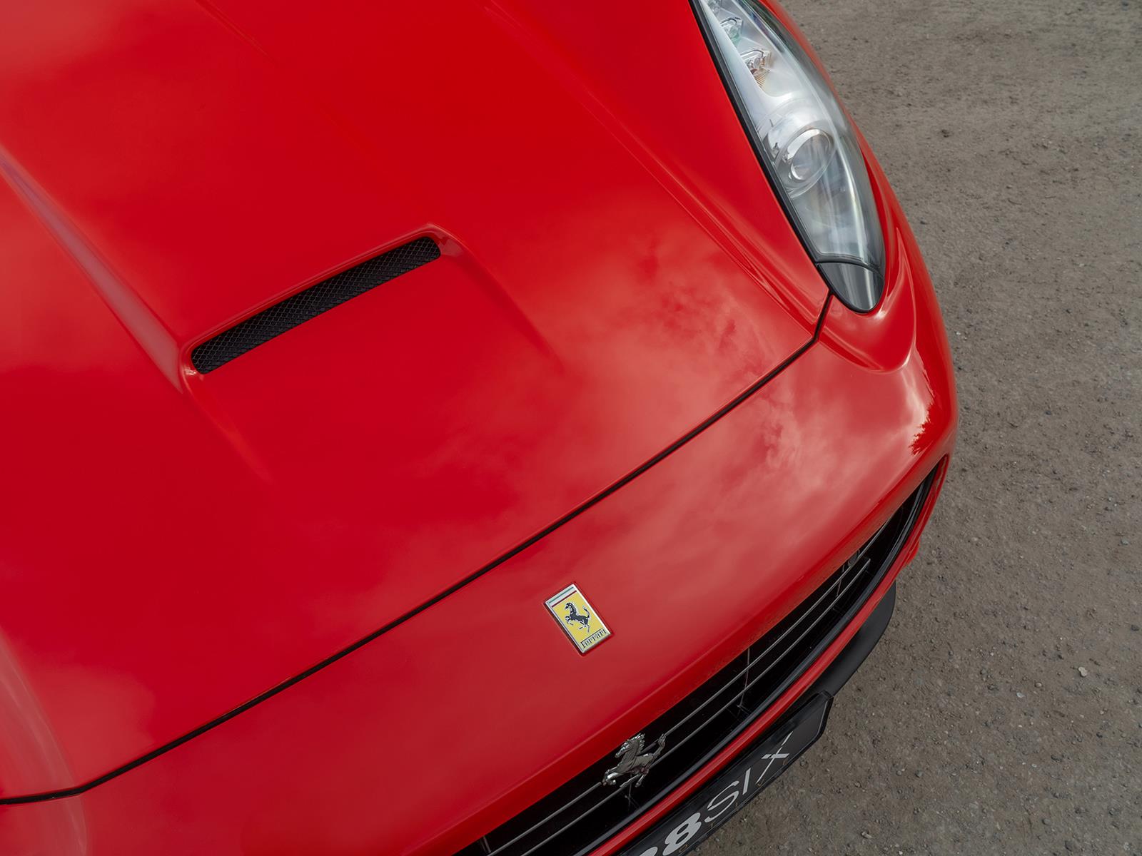 Foto van Ferrari California