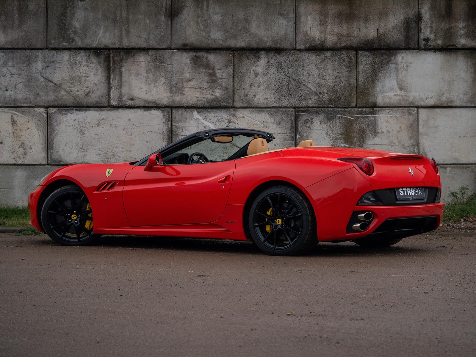 Foto van Ferrari California