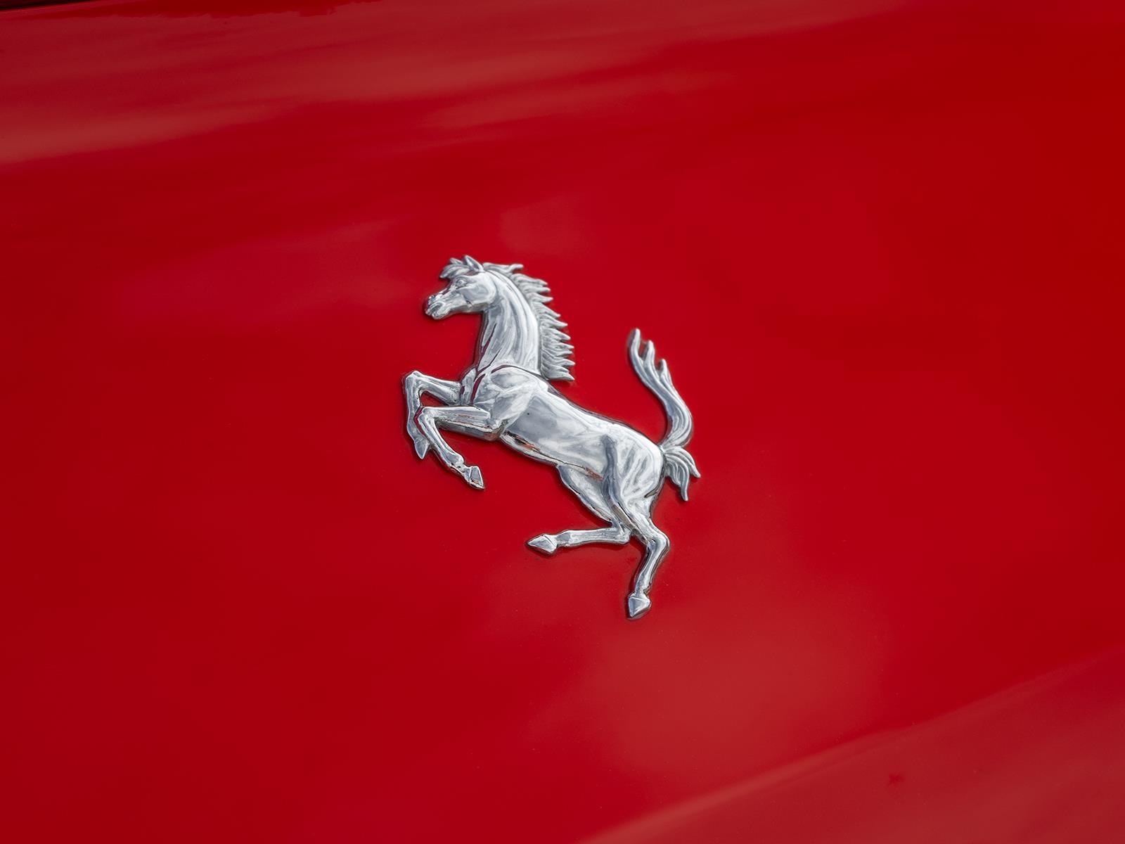 Foto van Ferrari California