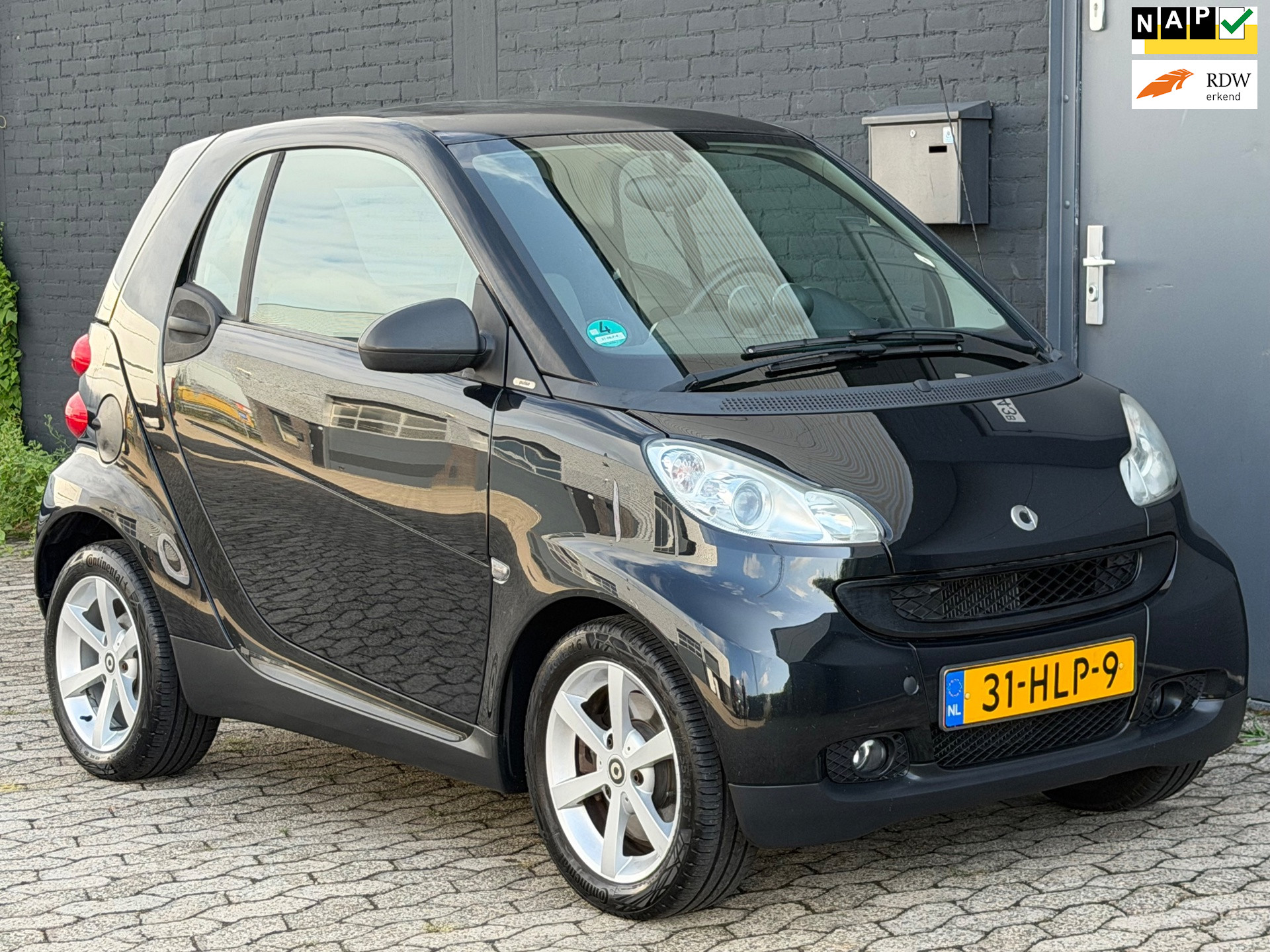 Smart Fortwo Coupe MHD 1.0 mhd Pulse PANO TOERENTELLER 2009 - voorkant
